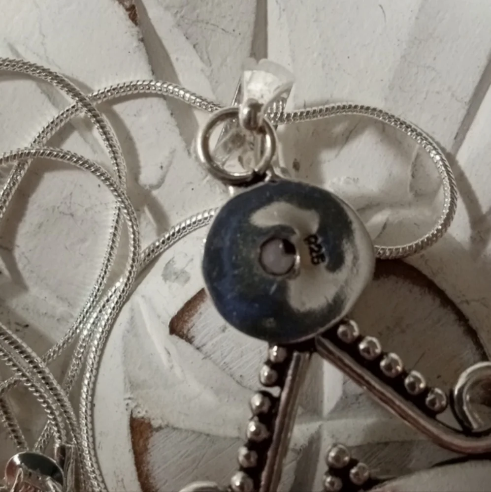 CARVED NATURAL UNTREATED SAPPHIRE AND BIWA PEARL STERLING PENDANT WITH 18" CHAIN - Picture 4 of 4
